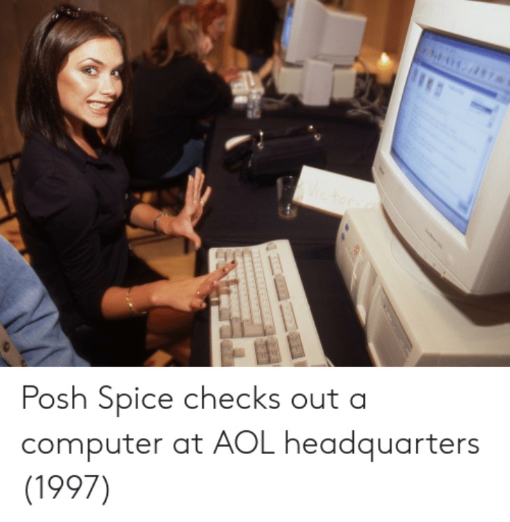  Spice Girls used old giant computers when they visited the AOL offices in the 90s