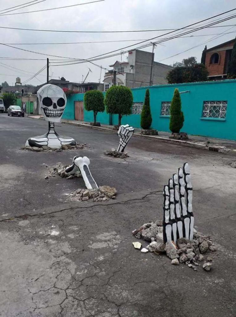 skeleton in mexico