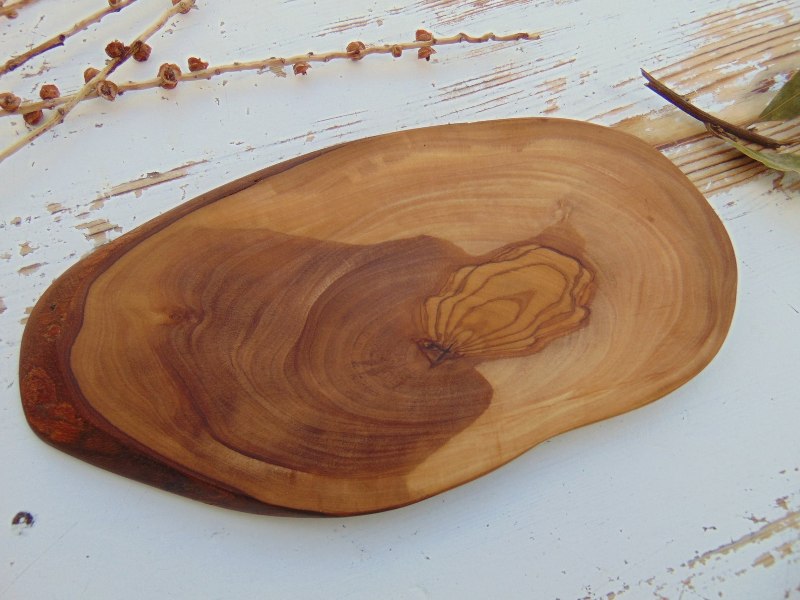 Wood cutting board 