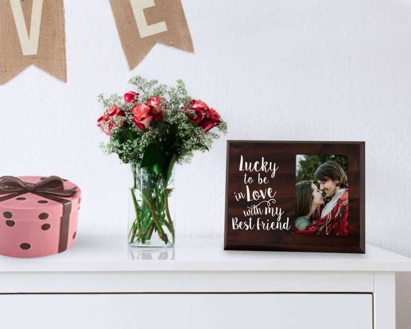 Elegant Signs Lucky to Be in Love Romantic Gift Picture Frame