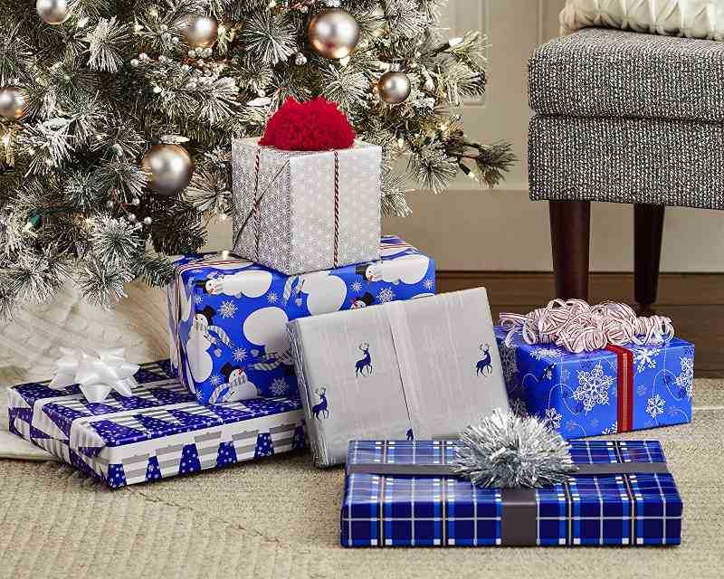 Hallmark Reversible Christmas Wrapping Paper Bundle