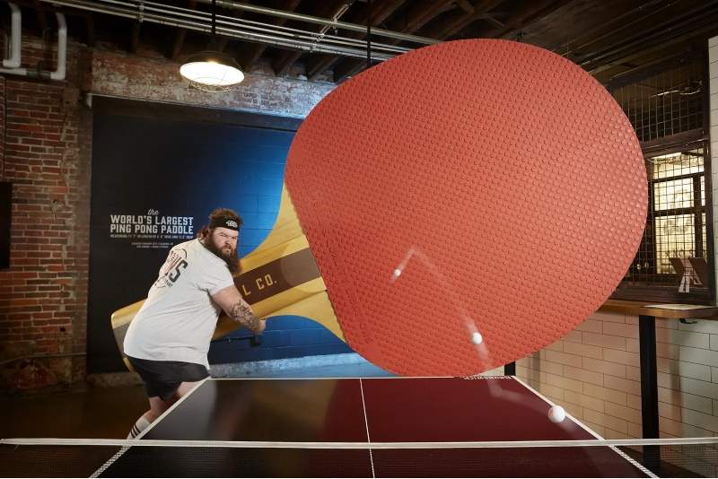 Bizarre World Records -ping pong bat