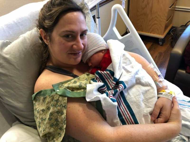 Surrogate mother gave child birth as a Christmas