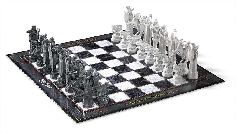 wizard chess set - harry potter gifts