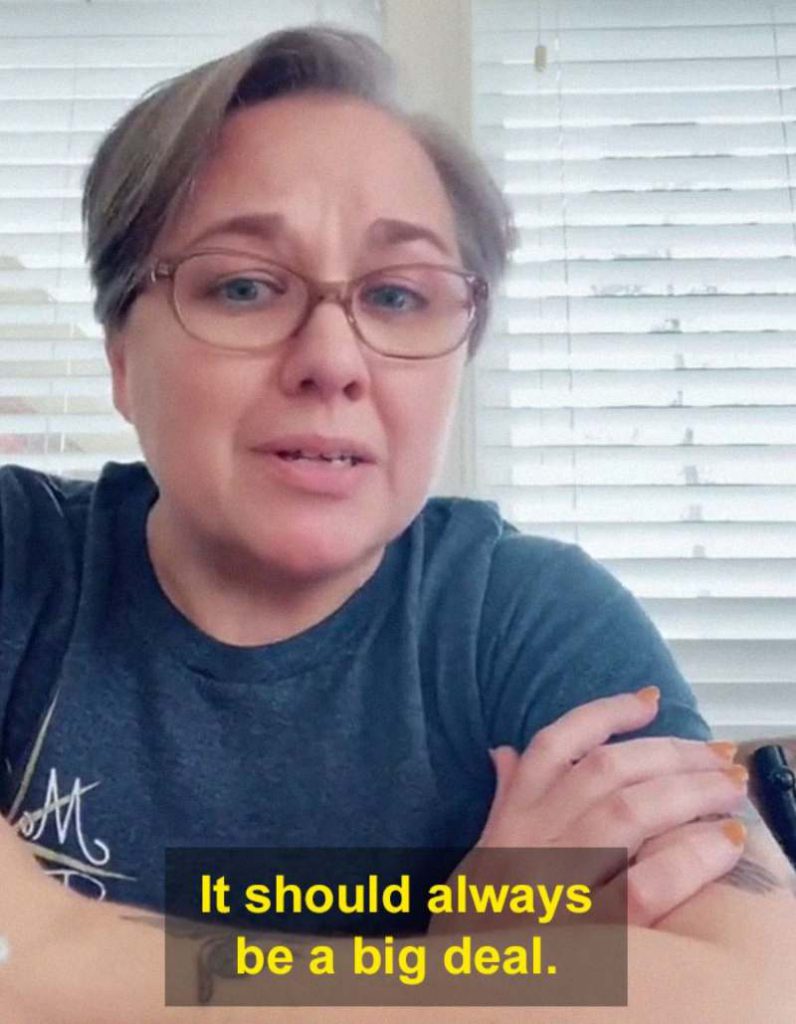 Mom Is Teaching Her 5 Daughters That Virginity Doesn't Exist & Her Reasons Are So Valid 10