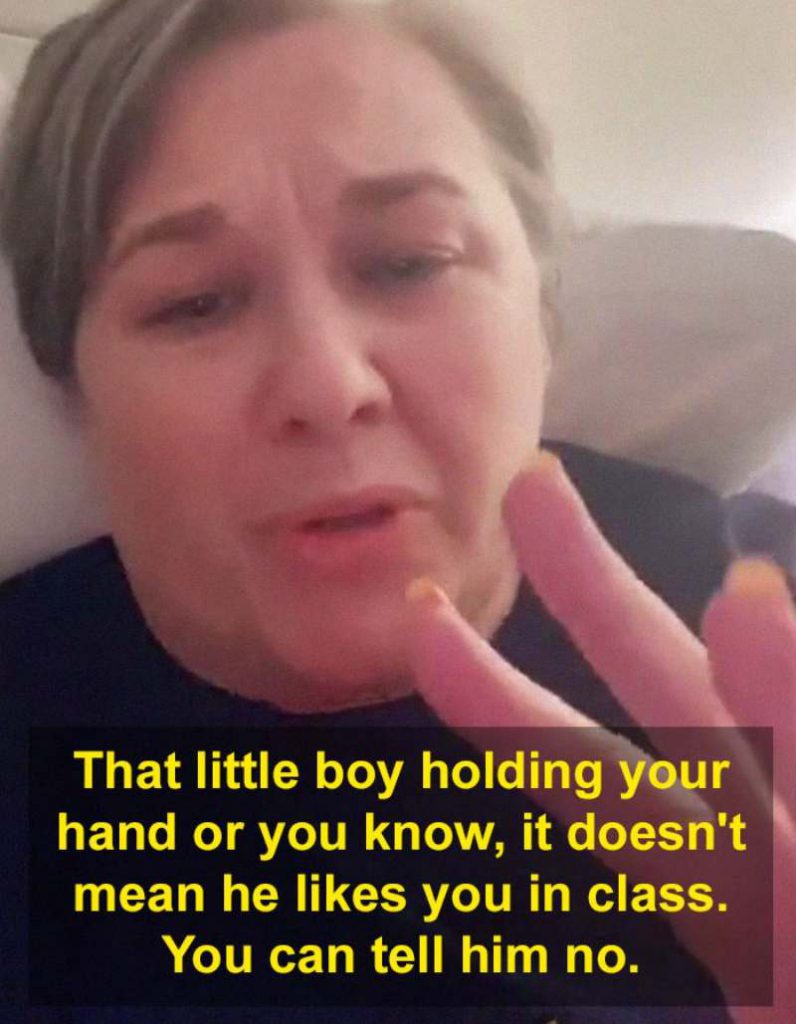 Mom Is Teaching Her 5 Daughters That Virginity Doesn't Exist & Her Reasons Are So Valid 18