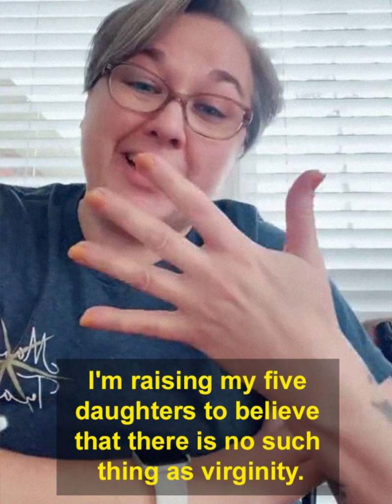 Mom Is Teaching Her 5 Daughters That Virginity Doesn't Exist & Her Reasons Are So Valid 3