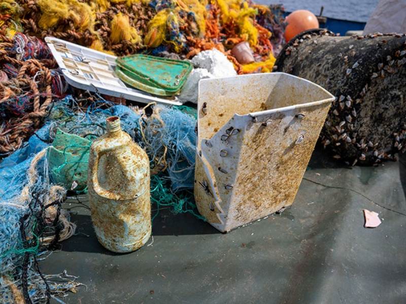 Hawaiian Crew Set A New Record For Removing Plastic From The Great Pacific