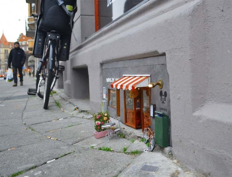 Street Artists Install Miniature Shops & Restaurants For Mice On City Streets 2