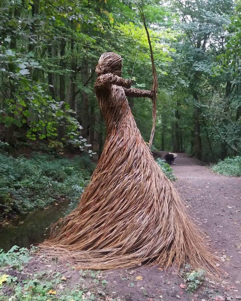 woven rods statue