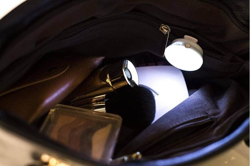 20 Products That’ll Make Every Woman's Life Easier - purse light